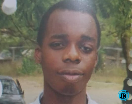 Man allegedly fakes mother’s passing to scam schoolmates.